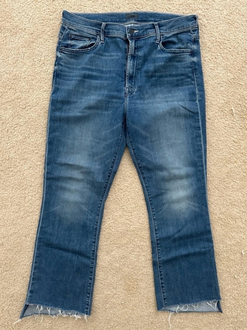 MOTHER  jeans insider CROP step fray hem jeans size 34